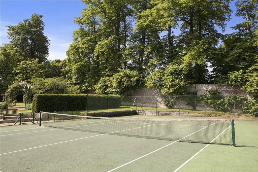 TENNIS TIME