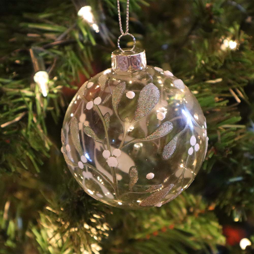 Glass Bauble - Mistletoe