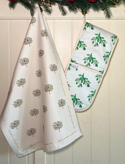 Christmas Tea Towel - Partridge in A Pear Tree