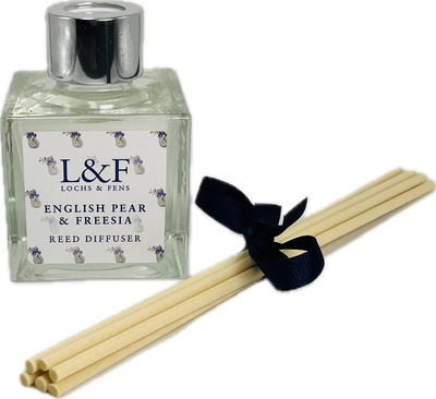 Reed Diffuser - English Pear & Freesia