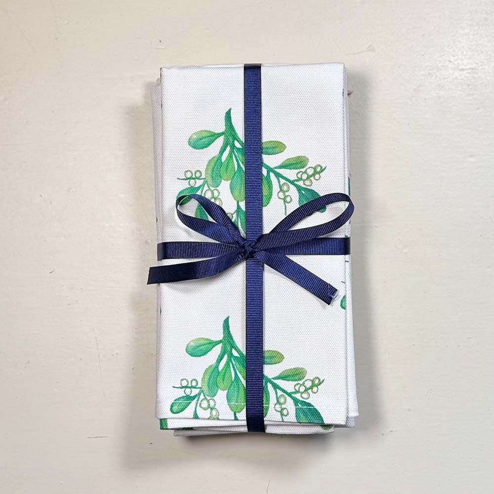 Christmas Napkins (set of 4) - Mistletoe