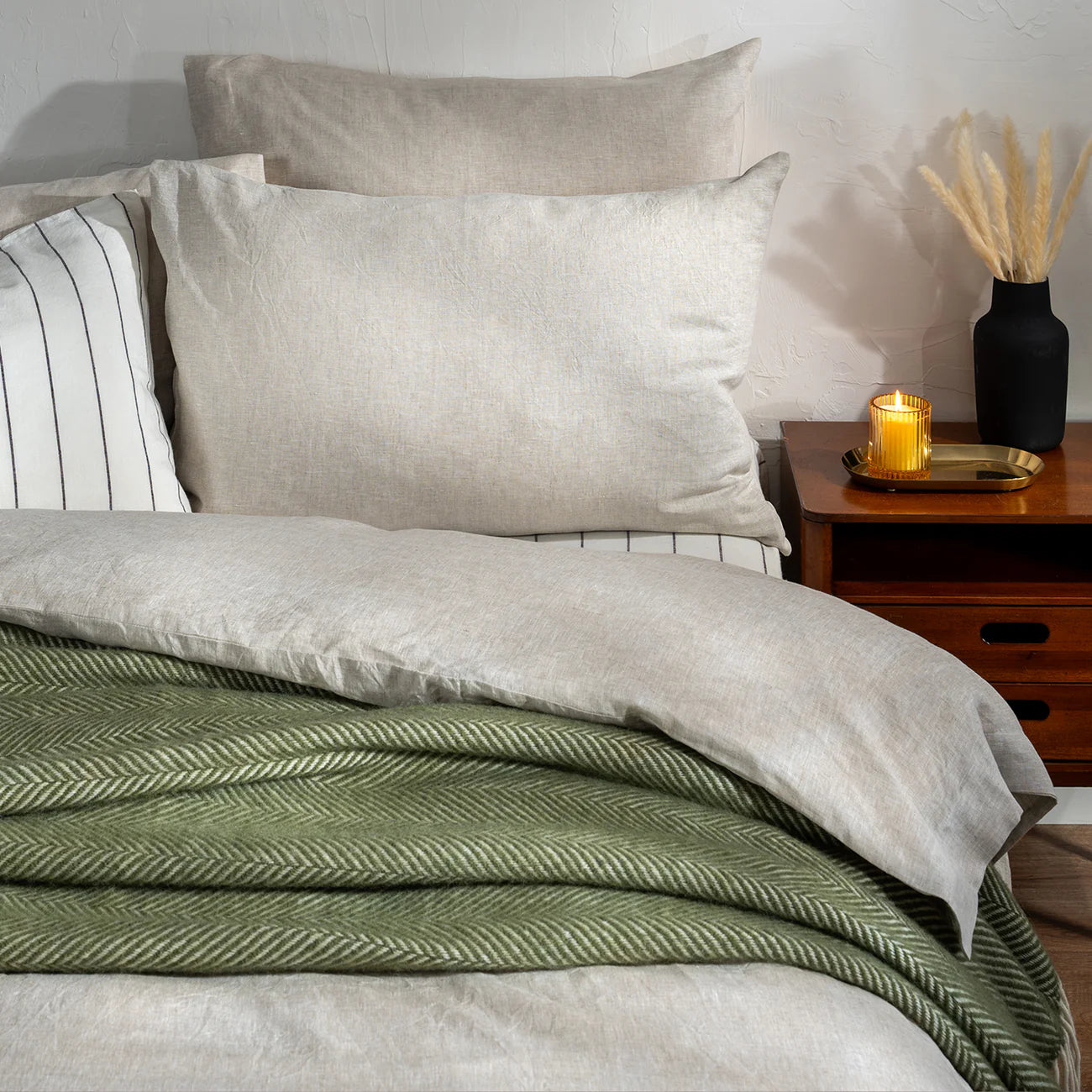 Lambswool Throw - Olive