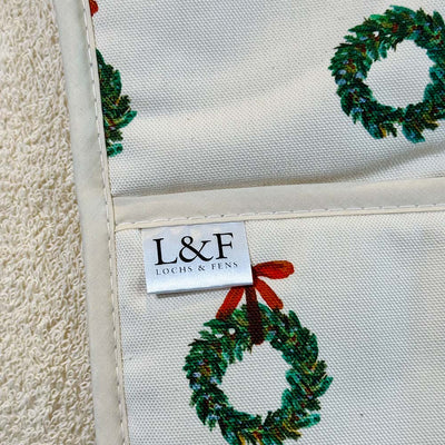 Christmas Ovengloves - Christmas Wreath