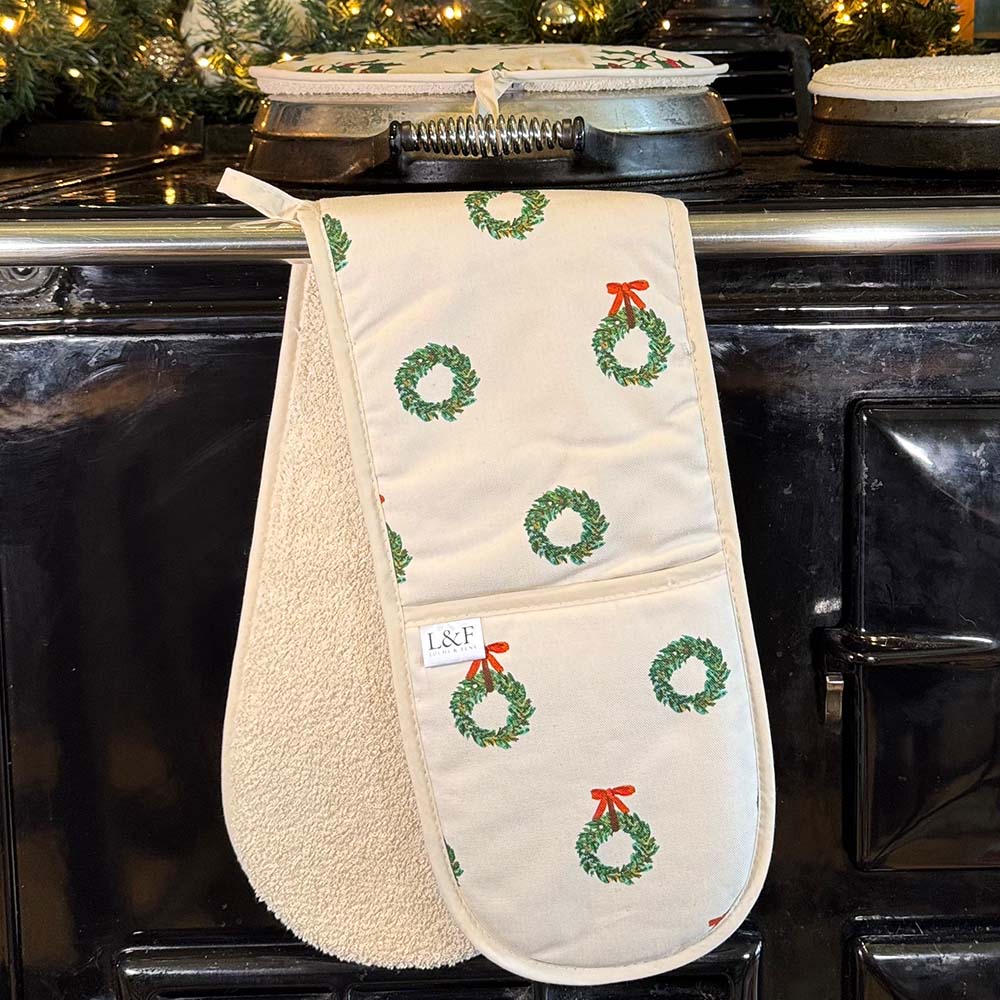 Christmas Ovengloves - Christmas Wreath