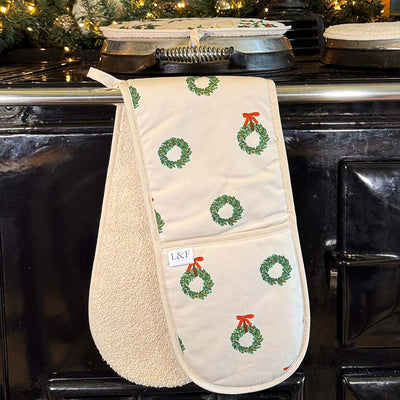 Christmas Ovengloves - Christmas Wreath